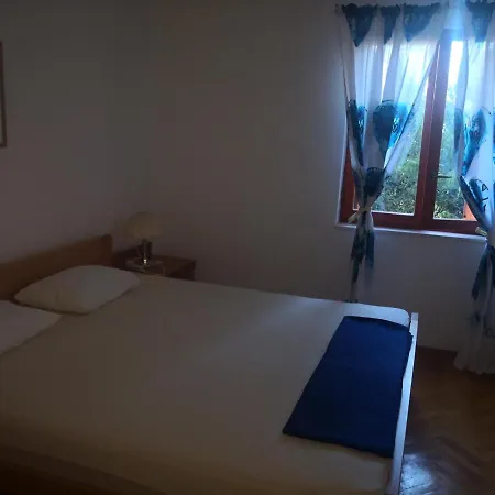 Endi Apartment *